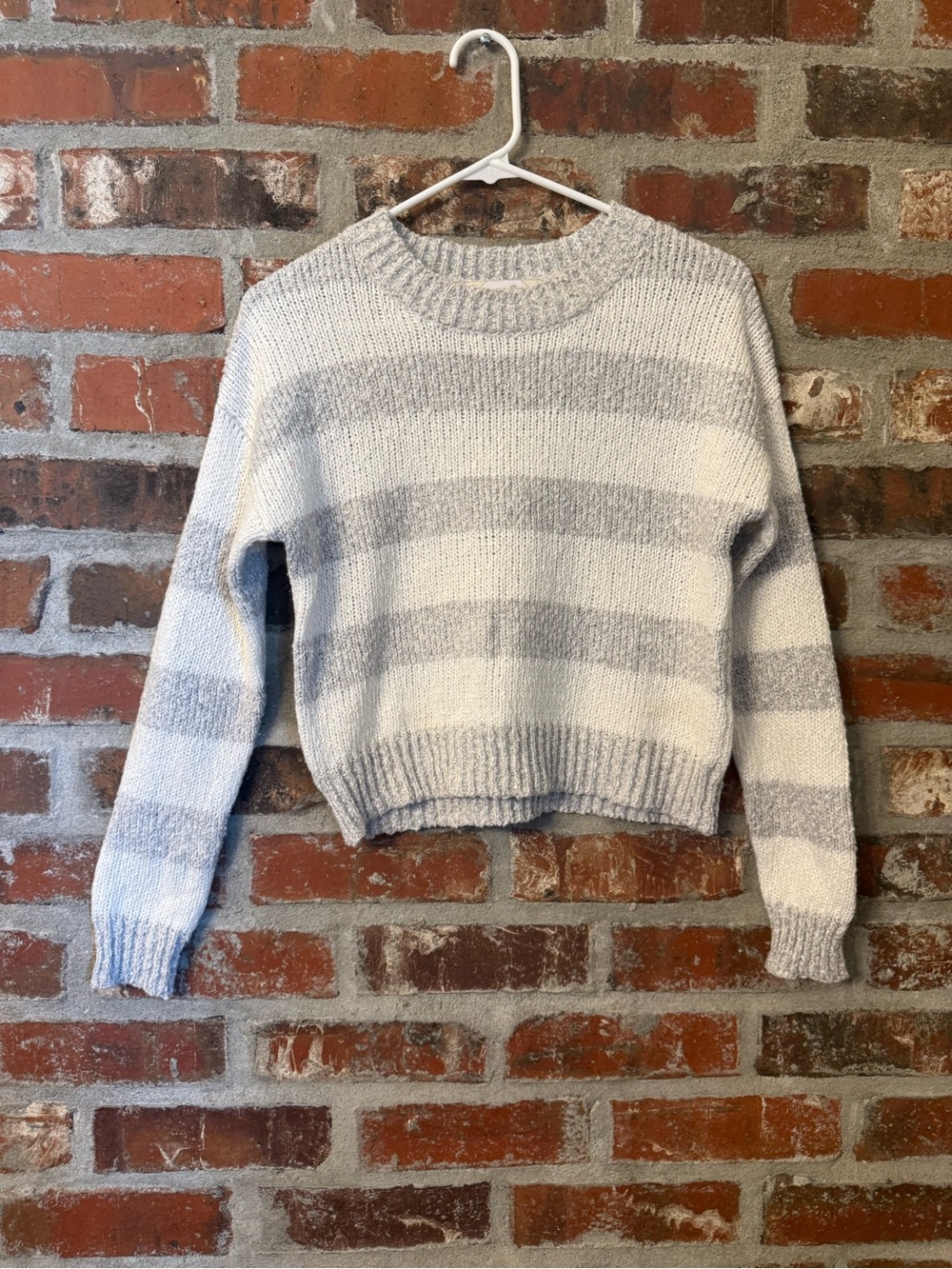 S69 -Striped Crewneck Sweater in Light Gray and White